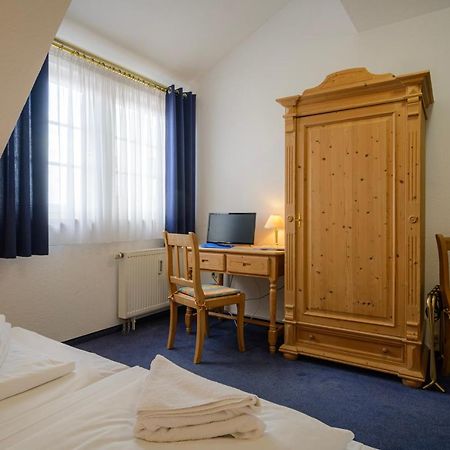 Hotel Zum Engel In Speyer - Roemerberg Berghausen  Dış mekan fotoğraf