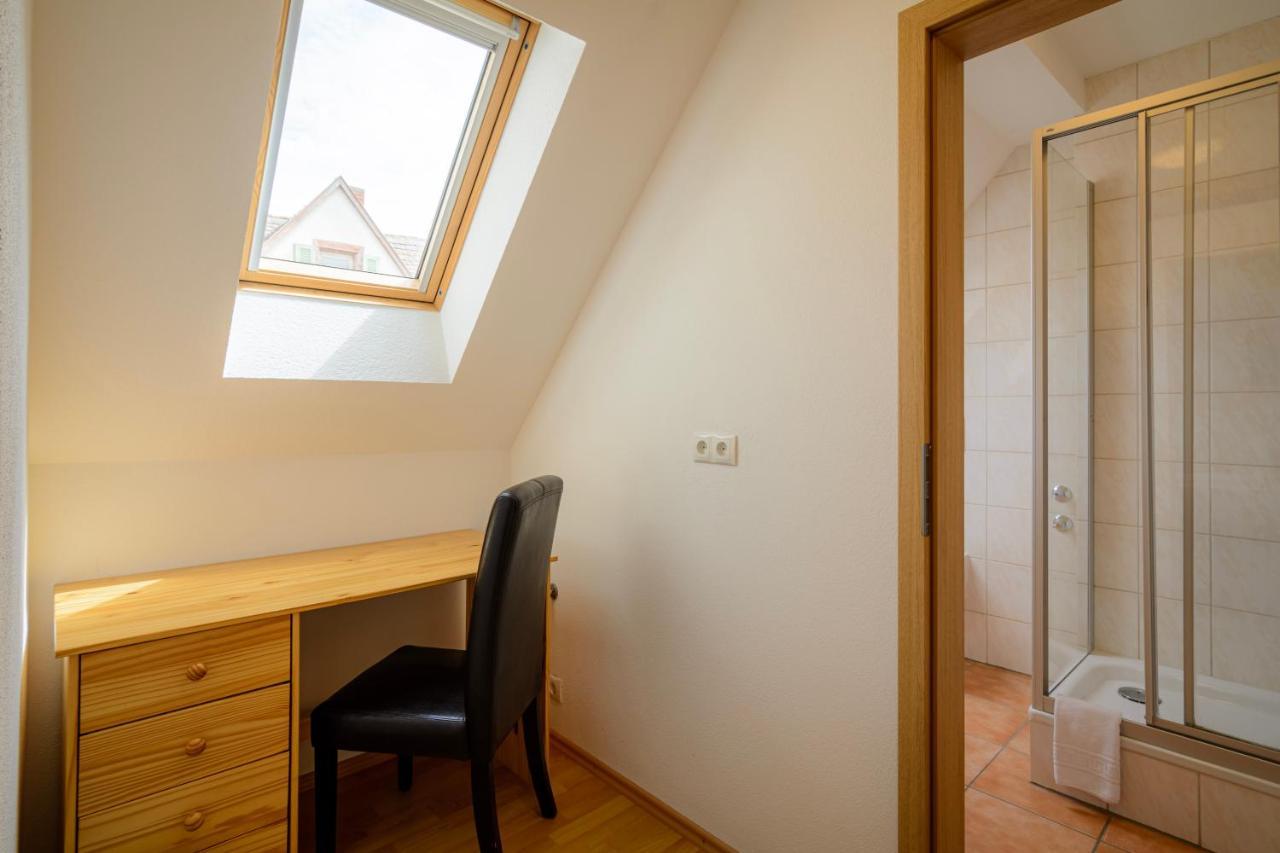 Hotel Zum Engel In Speyer - Roemerberg Berghausen  Dış mekan fotoğraf
