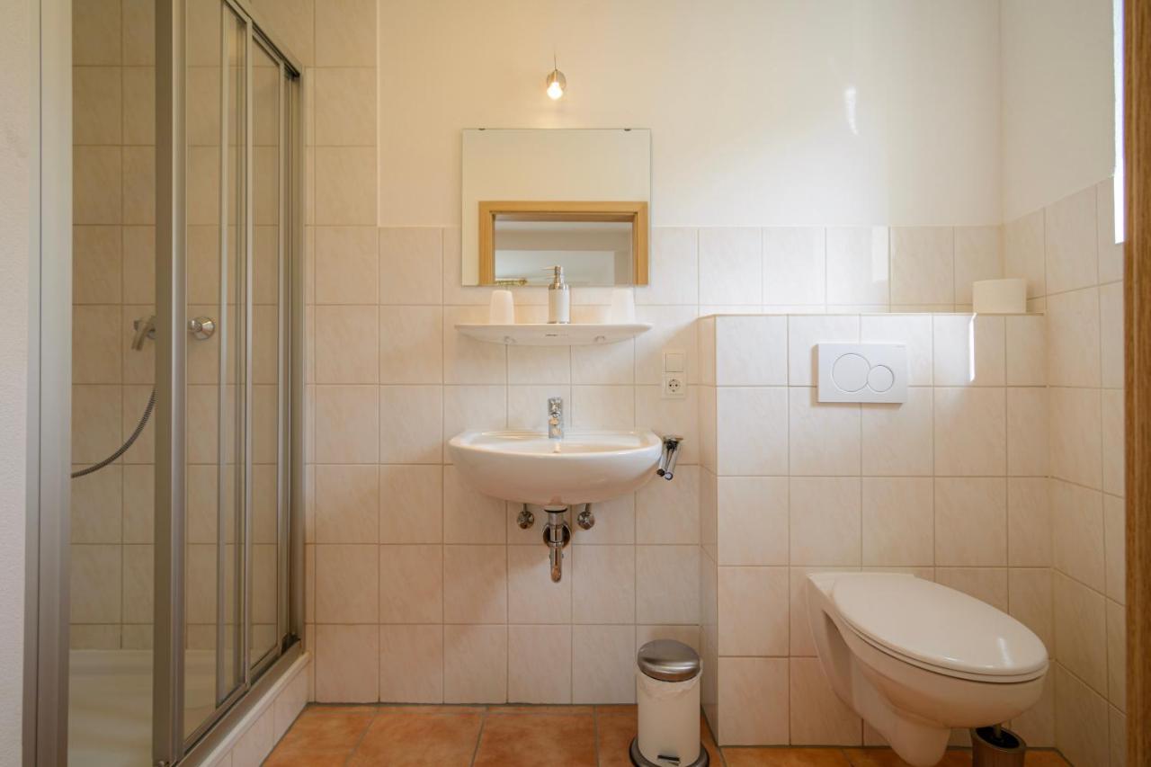 Hotel Zum Engel In Speyer - Roemerberg Berghausen  Dış mekan fotoğraf