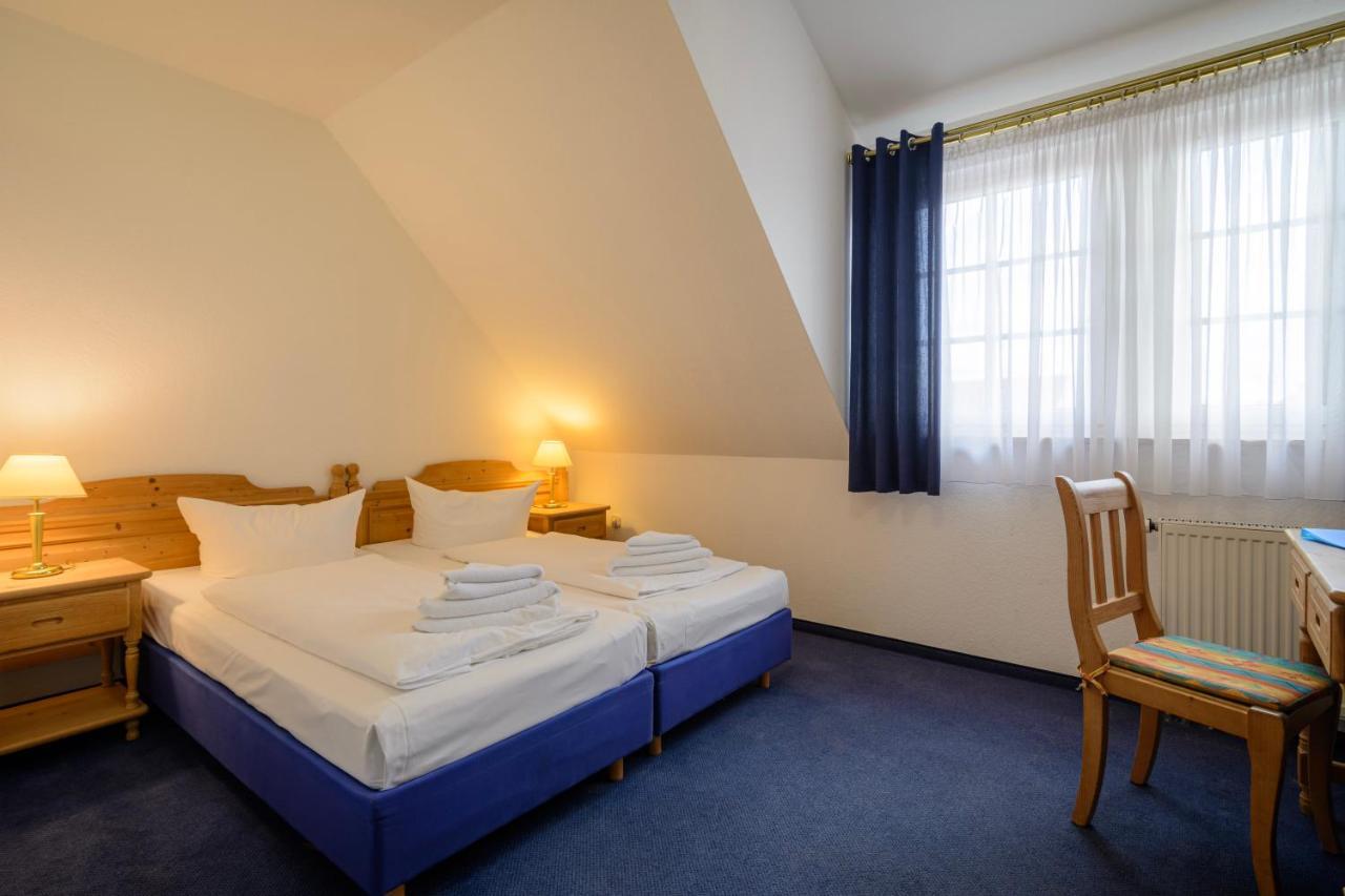Hotel Zum Engel In Speyer - Roemerberg Berghausen  Dış mekan fotoğraf