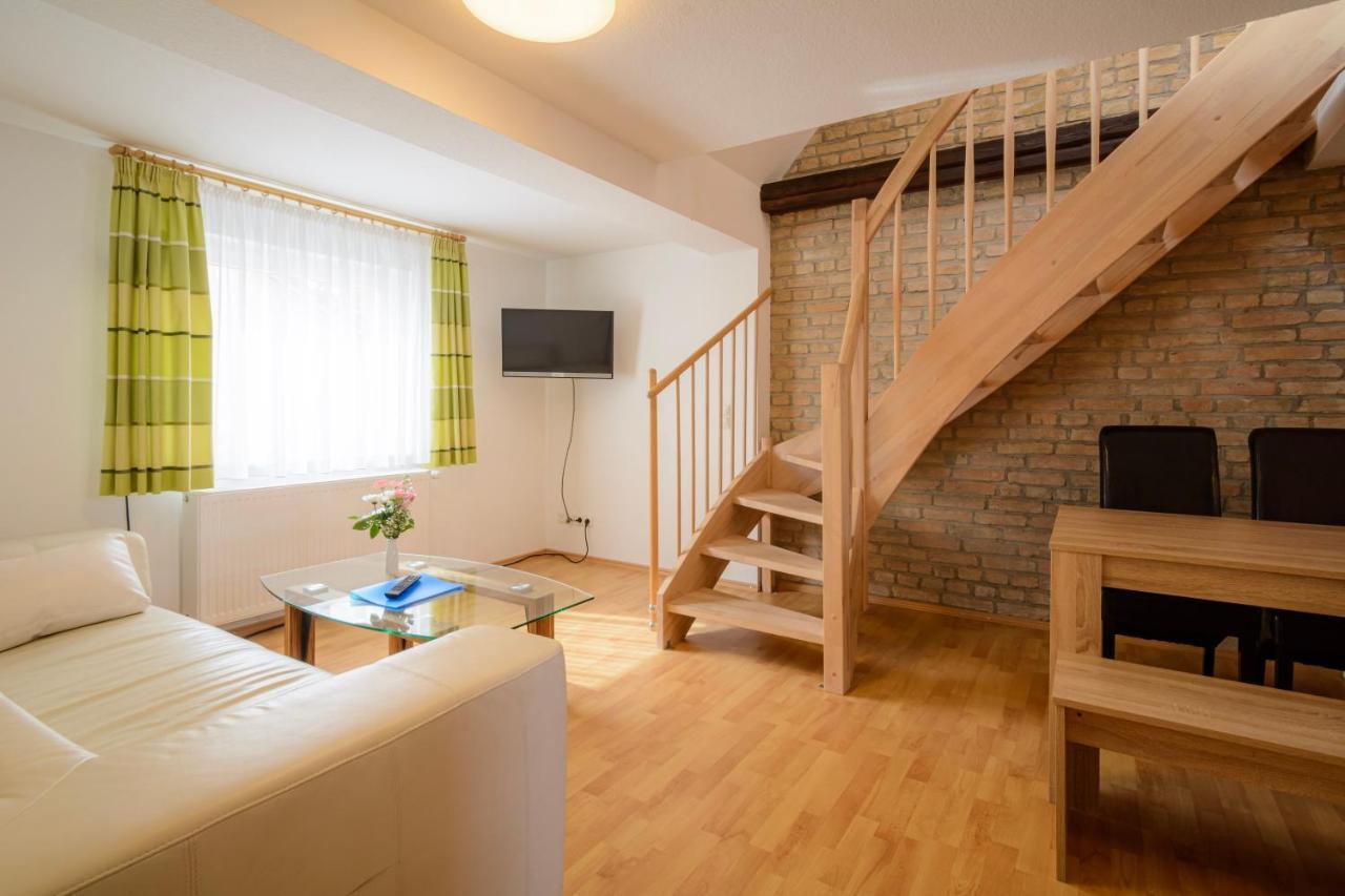Hotel Zum Engel In Speyer - Roemerberg Berghausen  Dış mekan fotoğraf