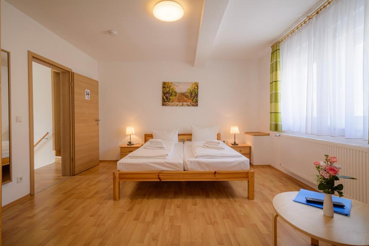 Hotel Zum Engel In Speyer - Roemerberg Berghausen  Dış mekan fotoğraf