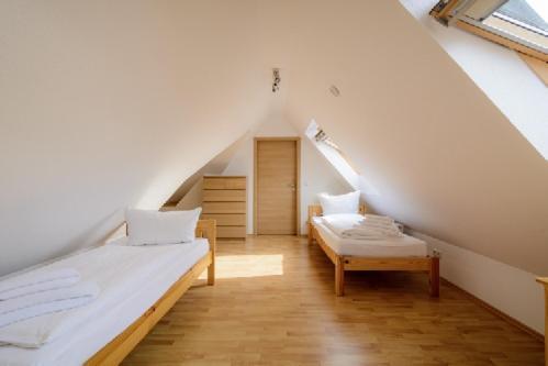 Hotel Zum Engel In Speyer - Roemerberg Berghausen  Dış mekan fotoğraf